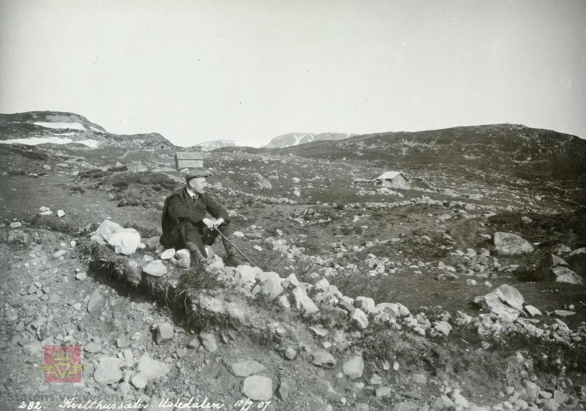 Album fra 1903-1908. Hvelthussæter i Usledalen 12-07 1907.