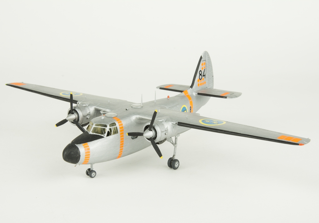 Flygplansmodell TP 83 Pembroke. Skala 1:72.