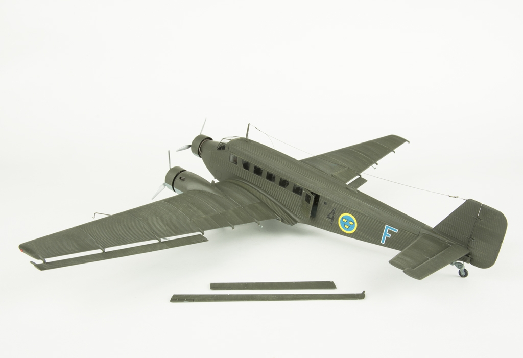 Flygplansmodell TP 5 Junker 52. Skala 1:72.