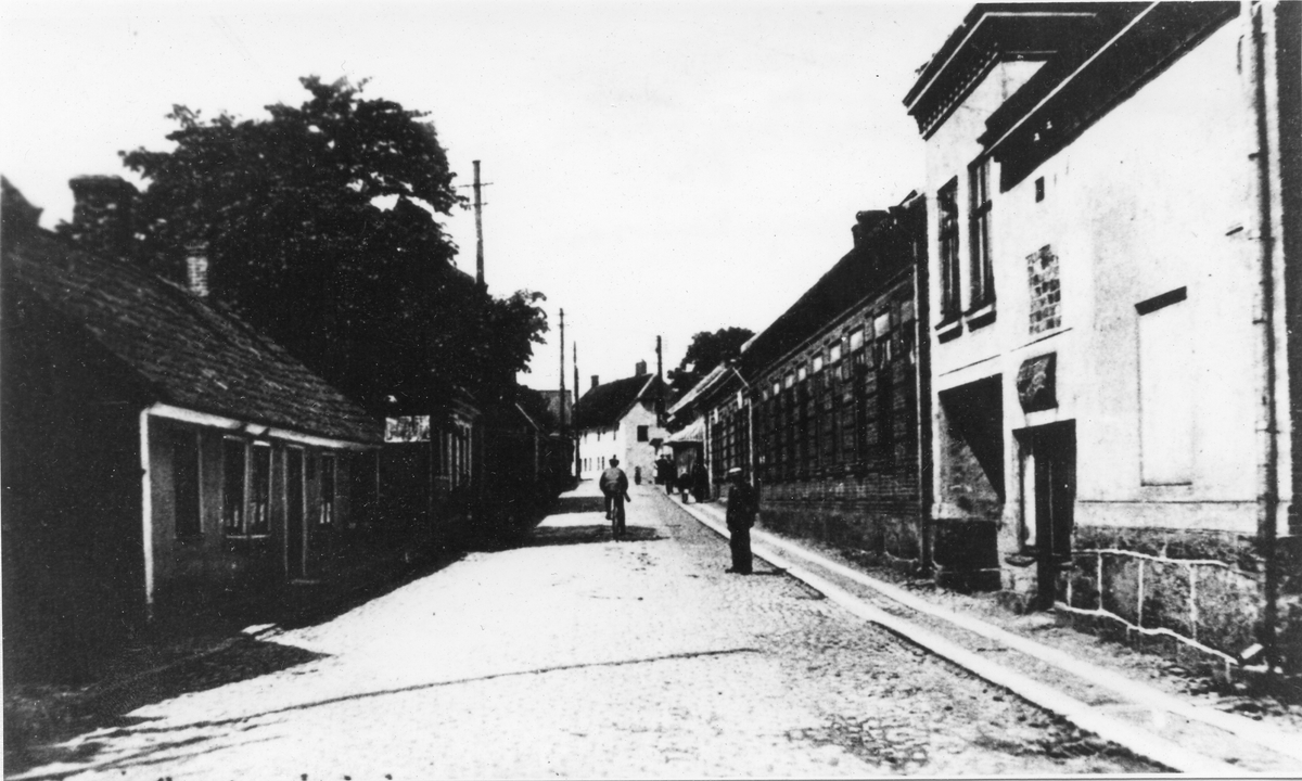 Laholm. Östertullsgatan, Laholm. Foto: Ur Bengt Karlssons samlingar, Laholm.