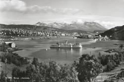 Hospitalskipet "Viking" ved Harstadbotn.