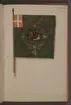Avbildning i gouache föreställande fälttecken taget som trofé av svenska armén. Den avbildade fanan finns bevarad i Armémuseums samling, för mer information, se relaterade objekt.