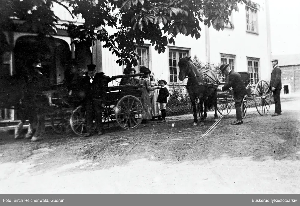 Norderhov gamle prestegård
Utenfor prestegården