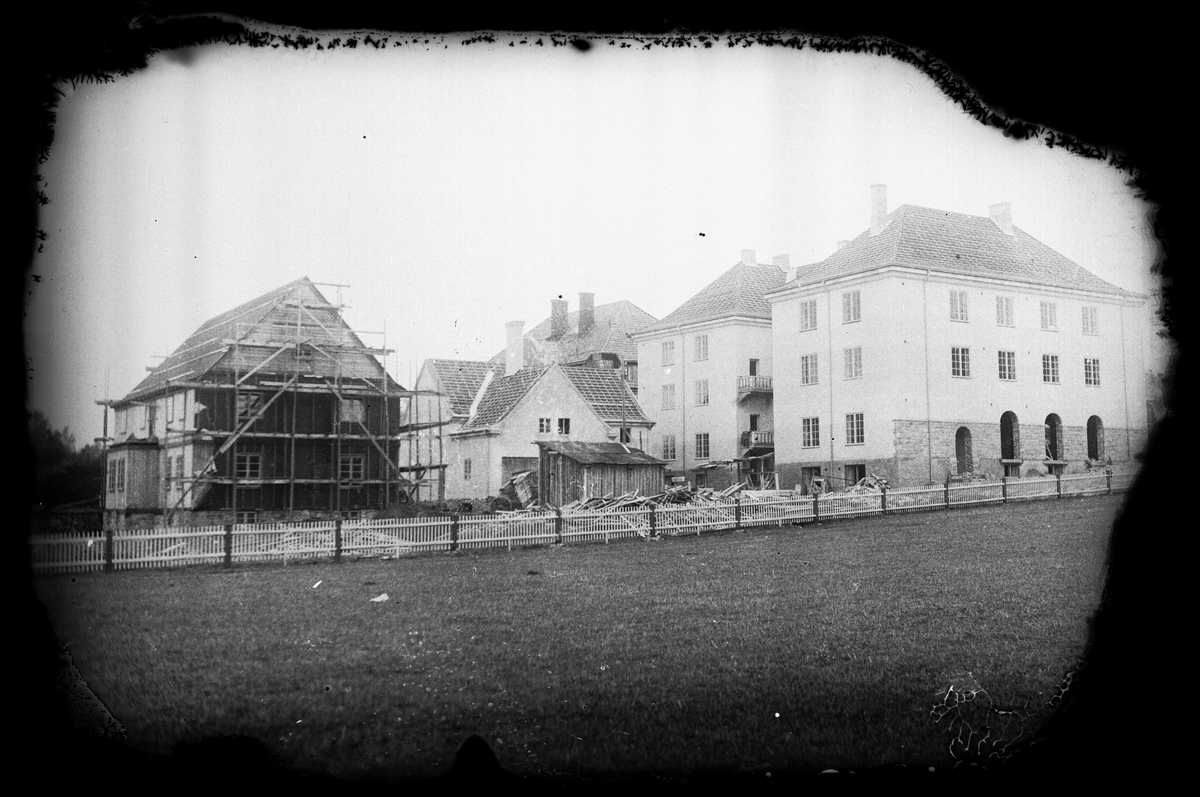 Leiret, Elverum. Glitre under bygging