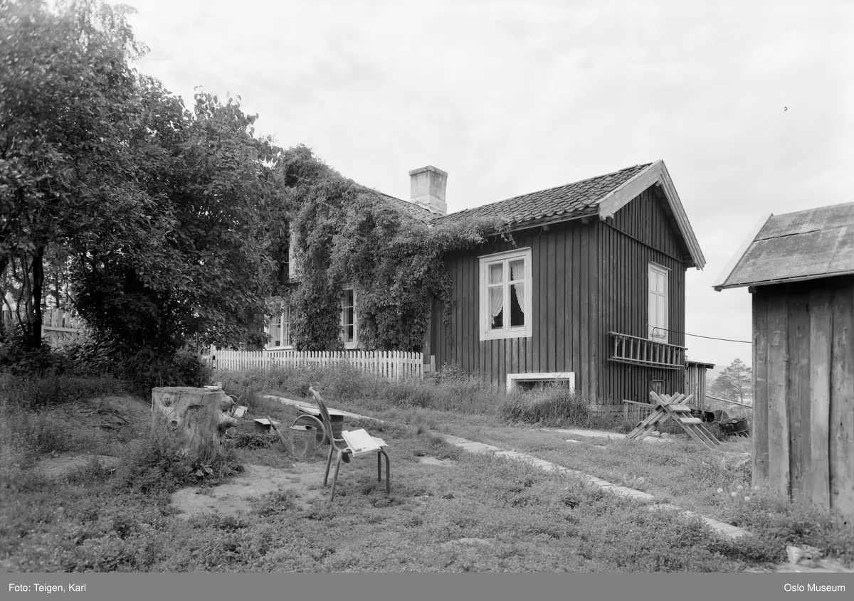 husmannsplass Luren, bolighus, hage, gjerde