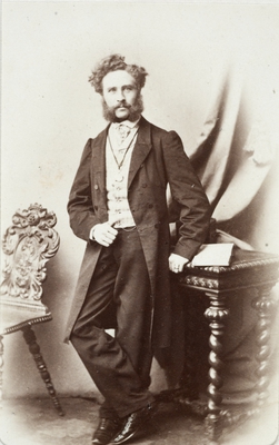 Visittkortalbum
Kjøpmann J. L. Cammermeyer fra Drammen