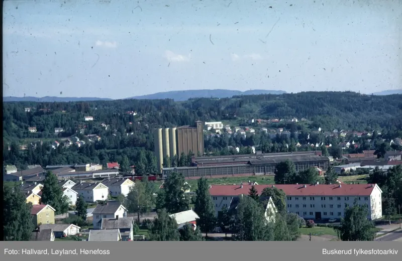 Nordsiden av Hønefoss