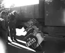 Krock mellan en vespa och en lastbil på 1960-talet.