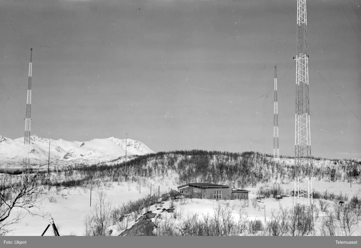 Maritim radio Harstad radio senderstasjonen på Harstadåsen