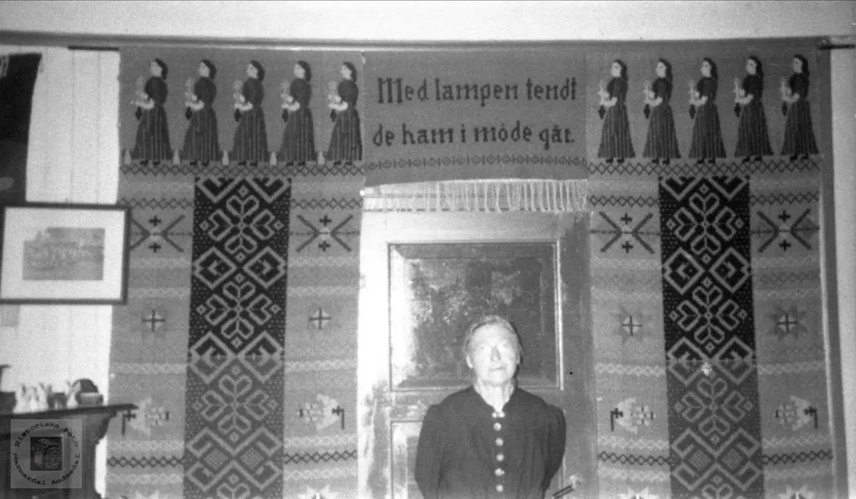 Billedvev.Ragna Kalvekleiv, Laudal.