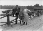 Familj på Prins Gustafs bro, Flottsund, Uppsala före 1926
