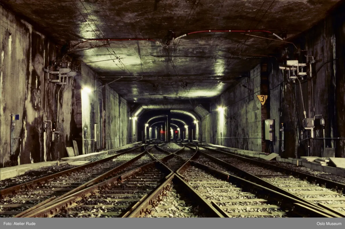 jernbane, tog, tunnel