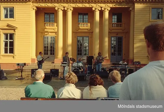 Konsert utanför Gunnebo slott, juli 1991.