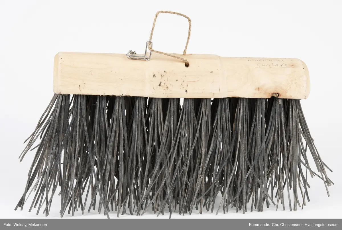 Feiekost, fremstil av hvalbardeplate,