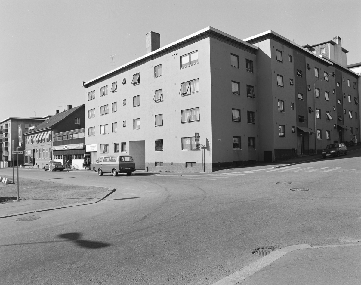 Torgata 102-104, Morterudsgate, Hamar,boligblokk.