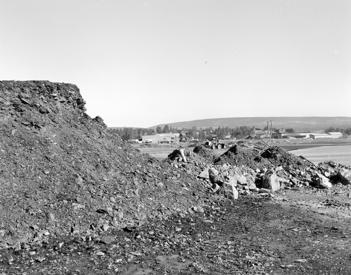 Åkersvika, Hamar. Utfylling i forbindelse med OL- utbygging, Vikingskipet.