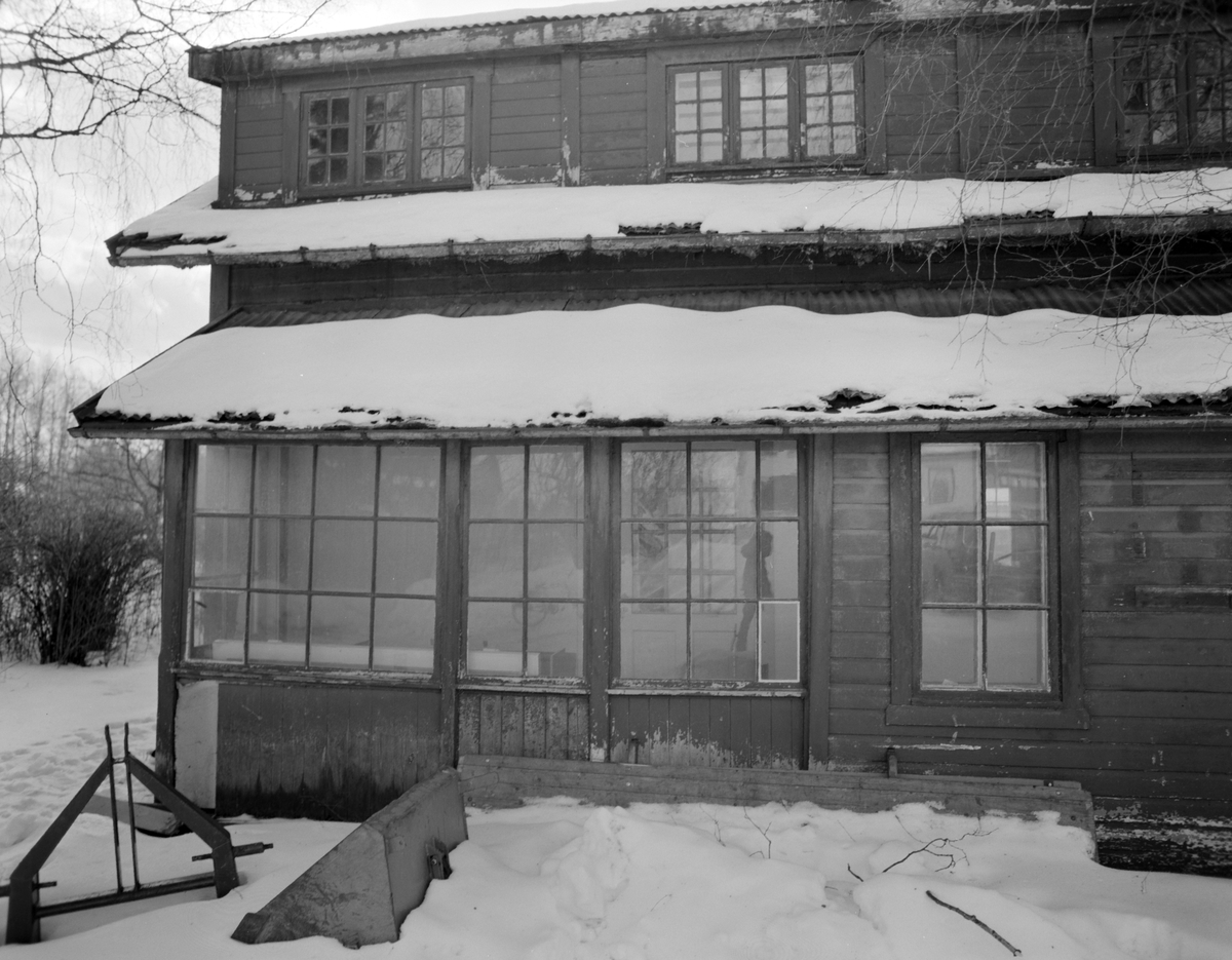 Jønsrudbygningen, Domkirkeodden. Dokumentasjon før riving, vinter.
HDH.88.