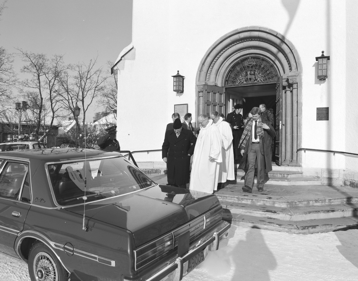 Kong Olav 5, gudstjeneste i Hamar Domkirke i forbindelse med Verdensmesterskapet på skøyter, 17.02.1985.