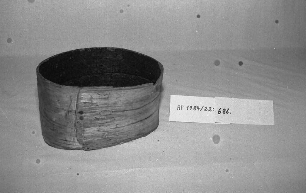 Form: Oval
