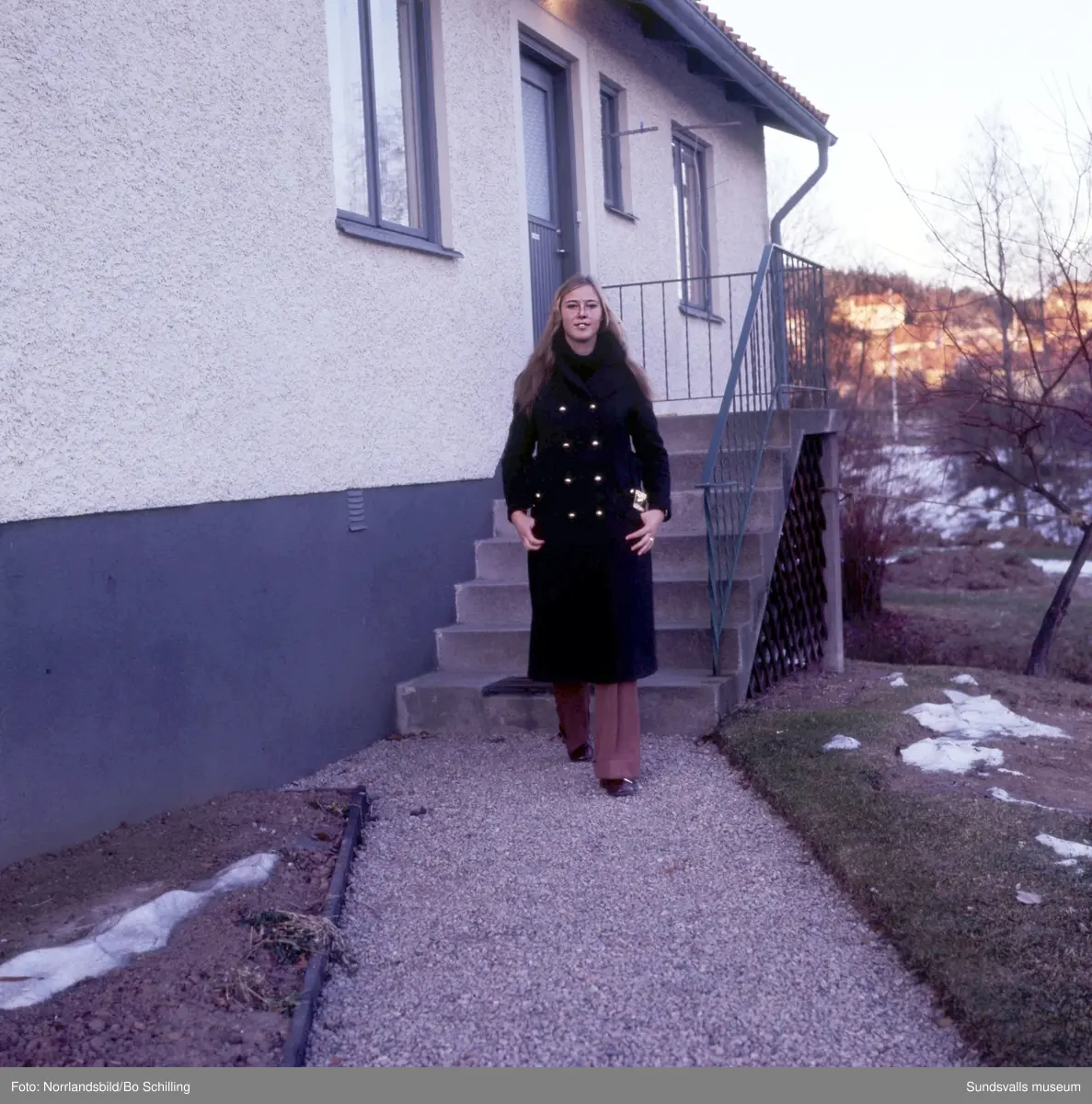 Damhockey i Timrå 1970. Bilder till ett reportage i tidningen Året Runt.