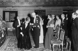 Fr.v. postsparbankschefen F.E. Sandberg, generaldirektörens 