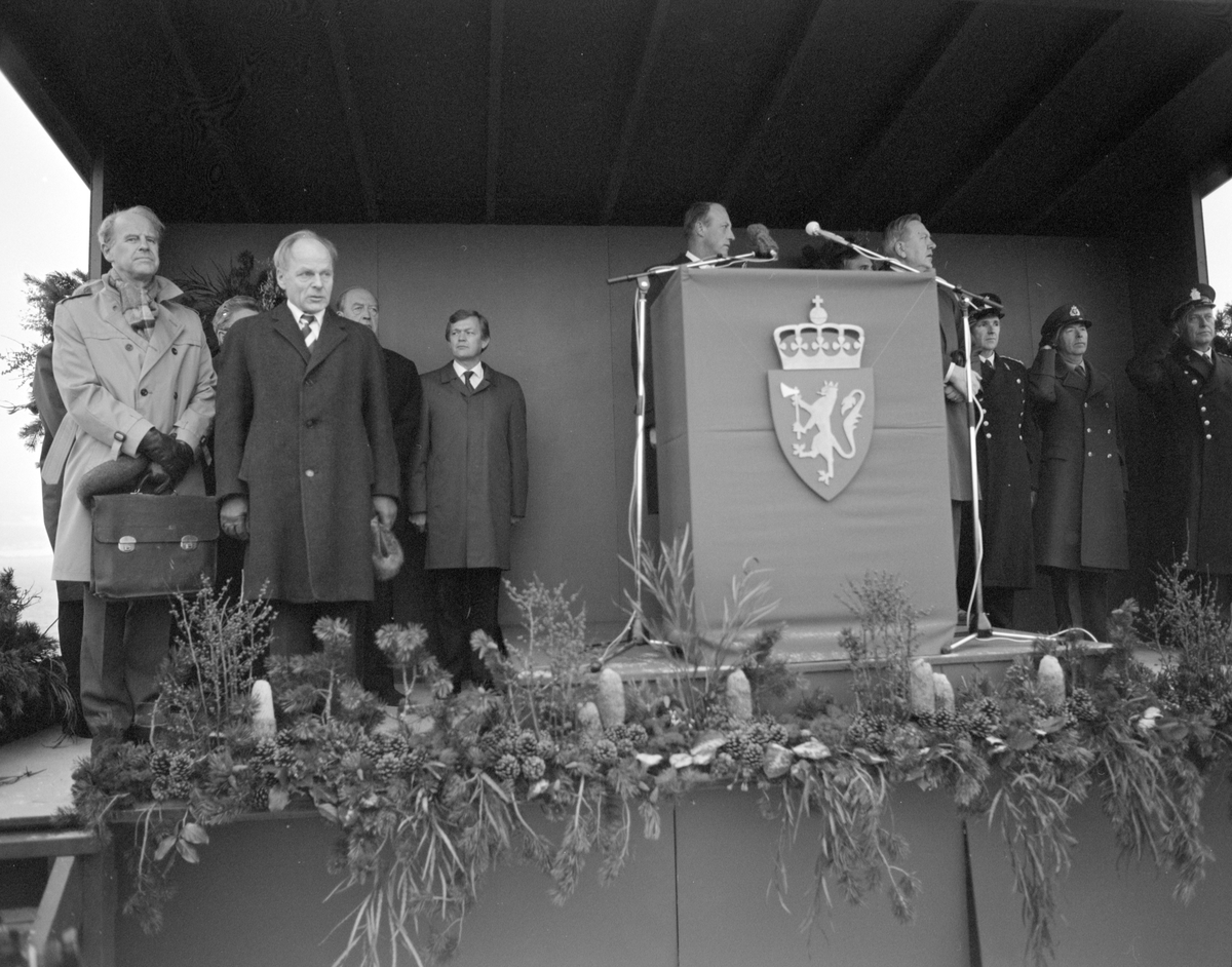 Mjøsbrua, E6, offisiell åpning ved Kronprins Harald 16.11.1985. Samferdsel, vegbygging,