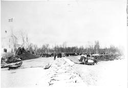 Fergeleiet ved Utnes. ca. 1932.
Direktør Knudzens avreise.