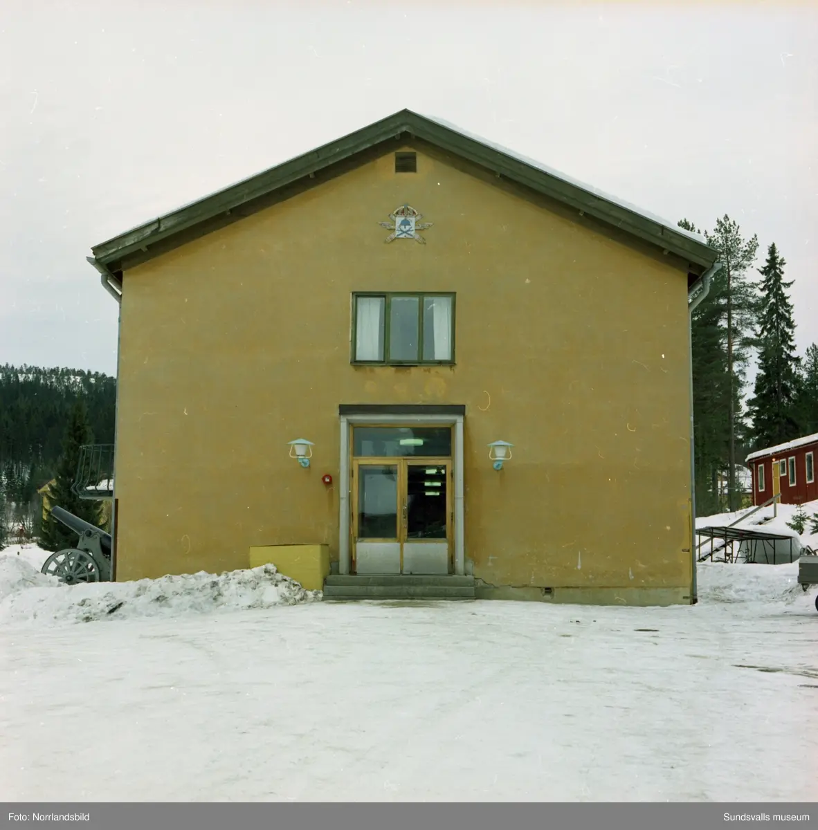 Exteriörbilder av byggnaderna på LV5.