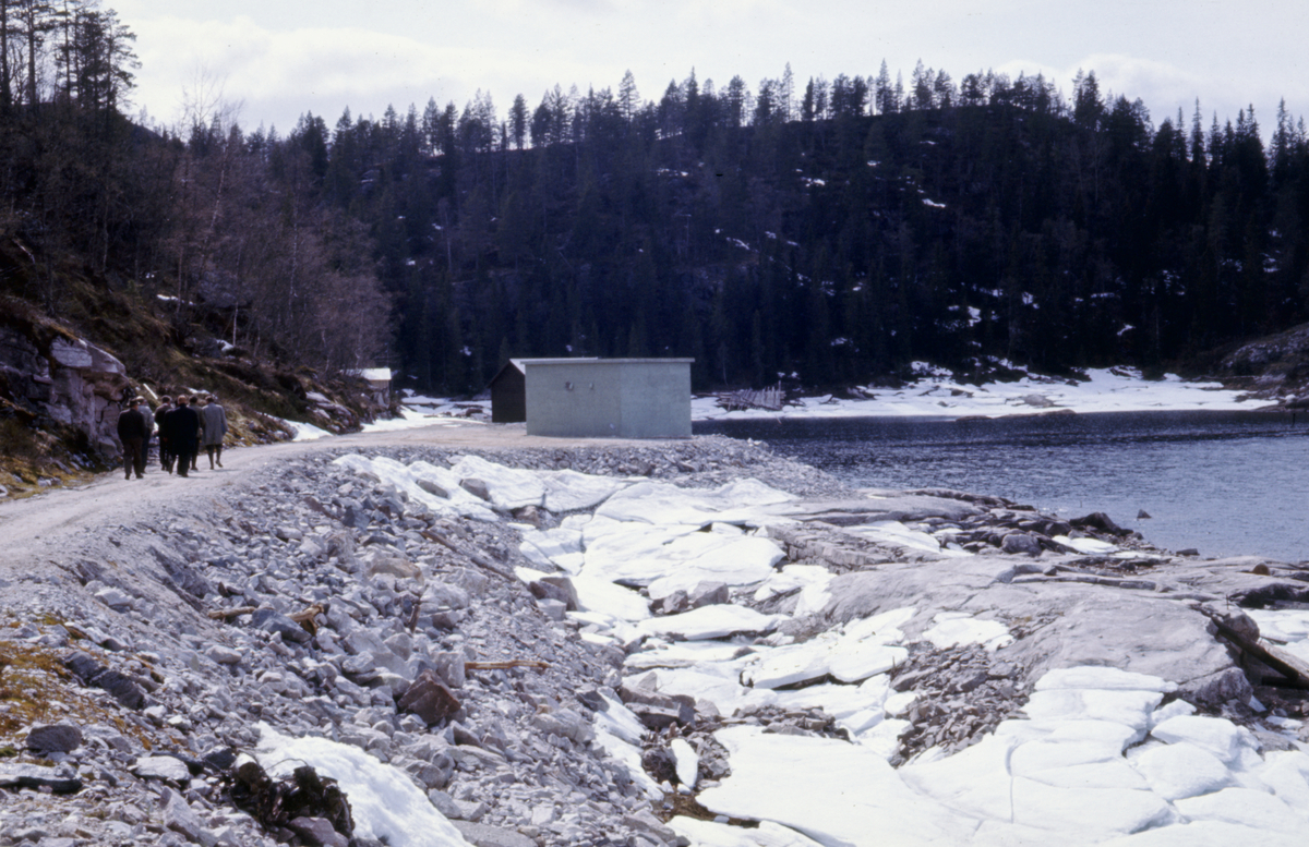 Lukehus, Nesvatn.