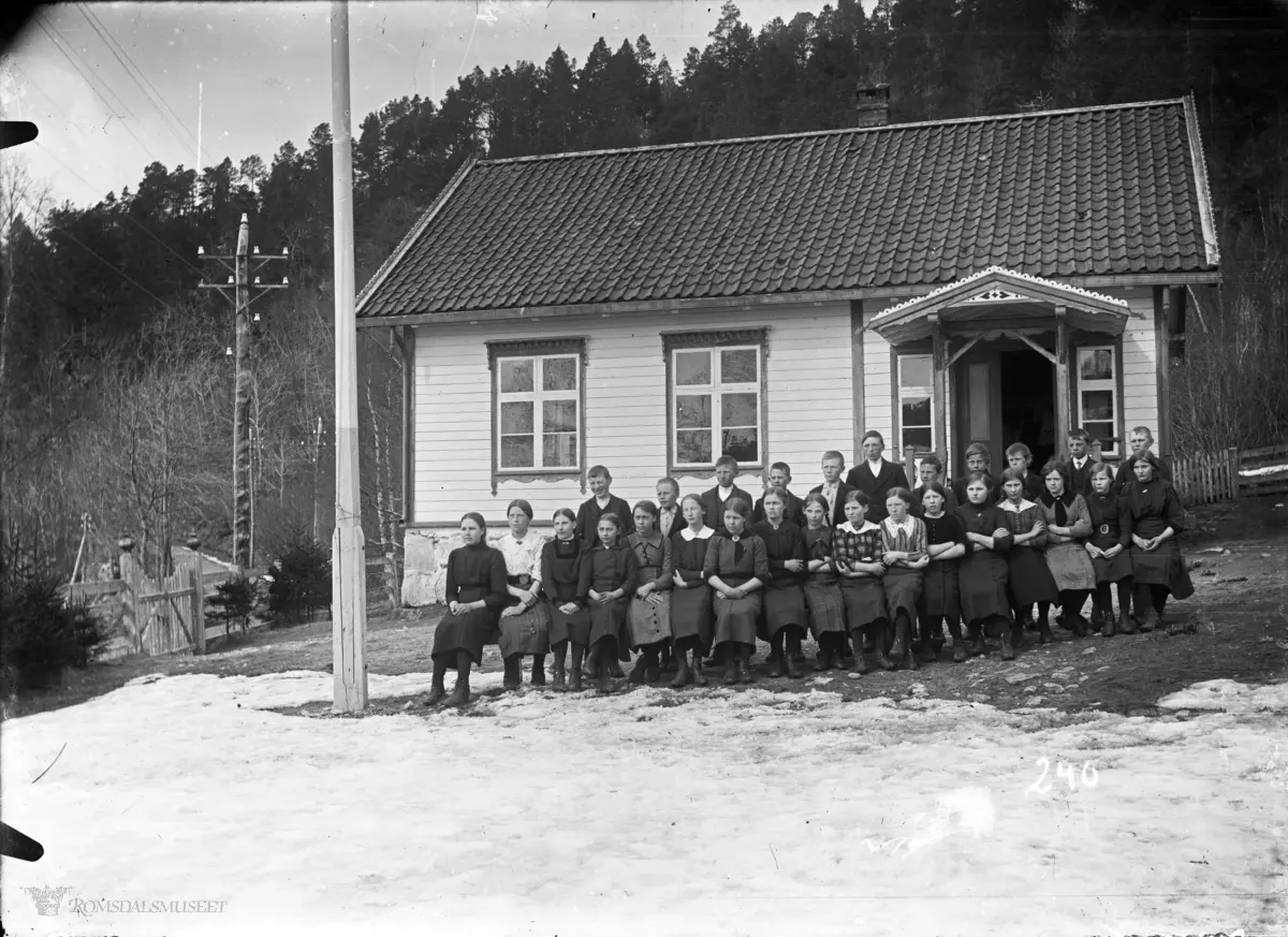 Bergsvikskulen, omring 1910.