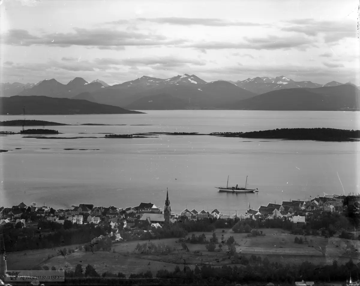 Molde by sett fra nord.