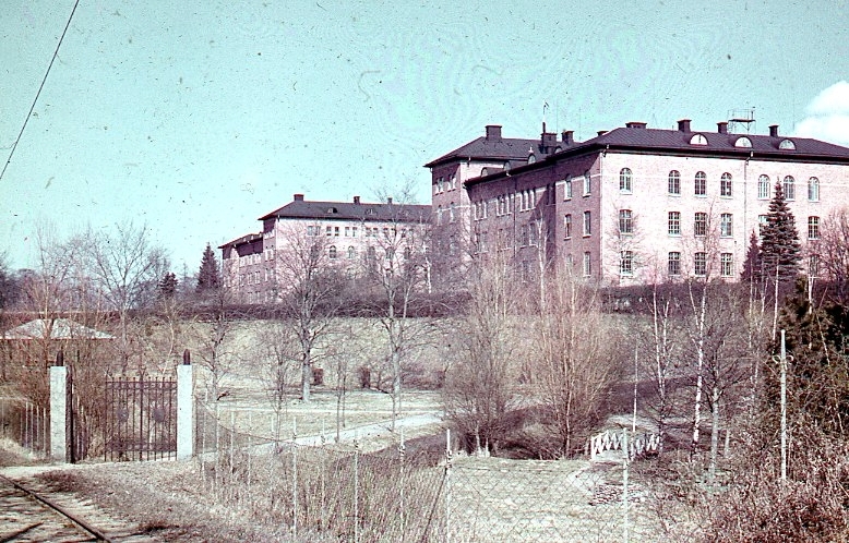 Kasern A 6. Grinden vid "Hästbacken".