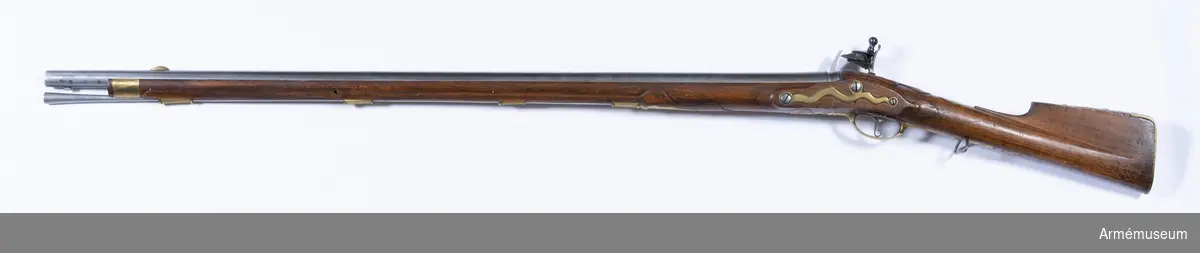 Grupp E II.
Gevär med flintlås, intill 1773.