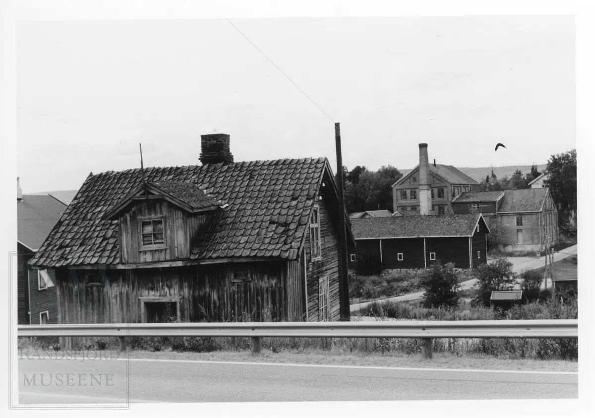 Husmannsstua "Ivistua" i Røykenvika