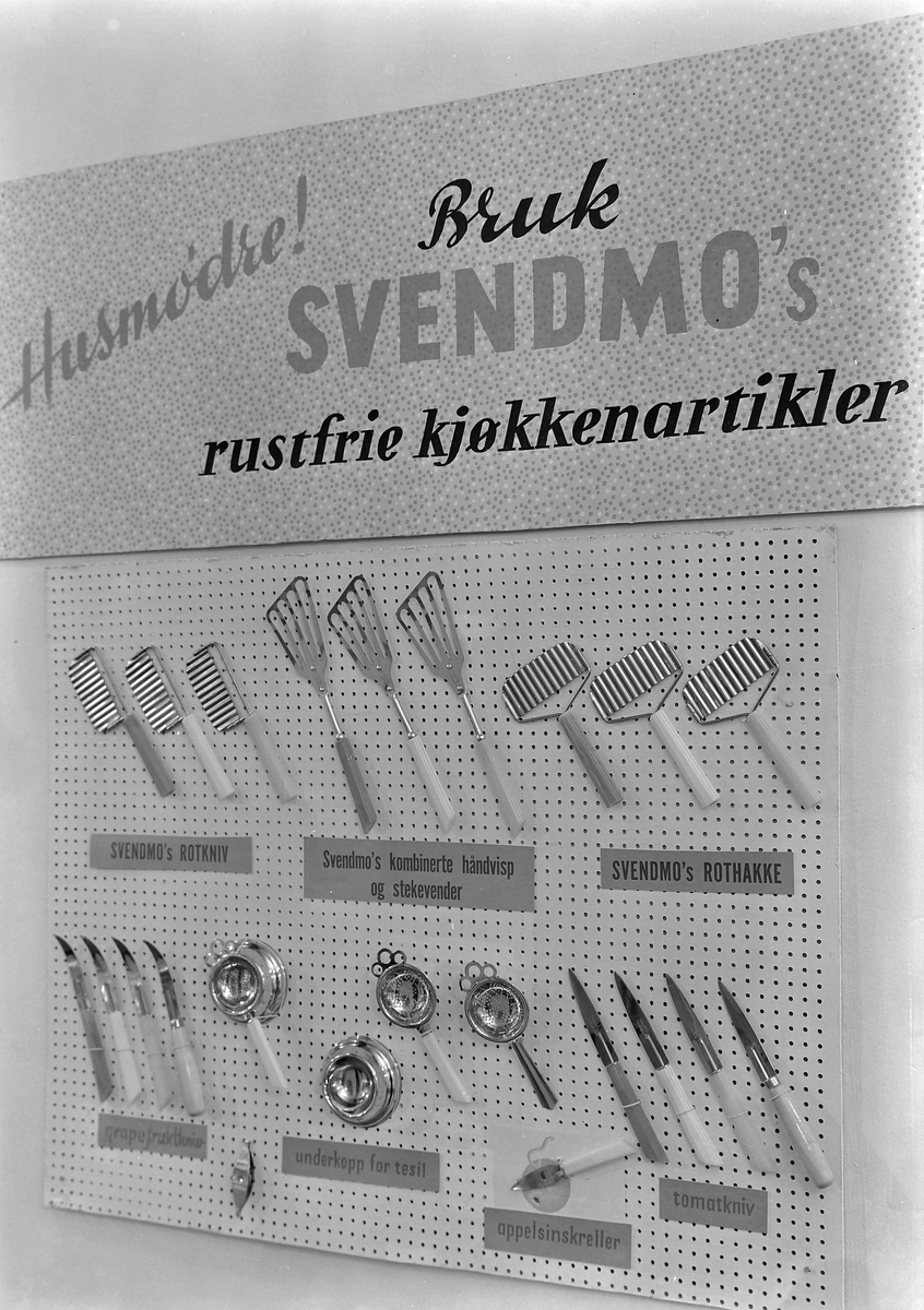 Husmormessen 1953, Stand for Svendsen & Sønn, maskinverksted, Svendmo