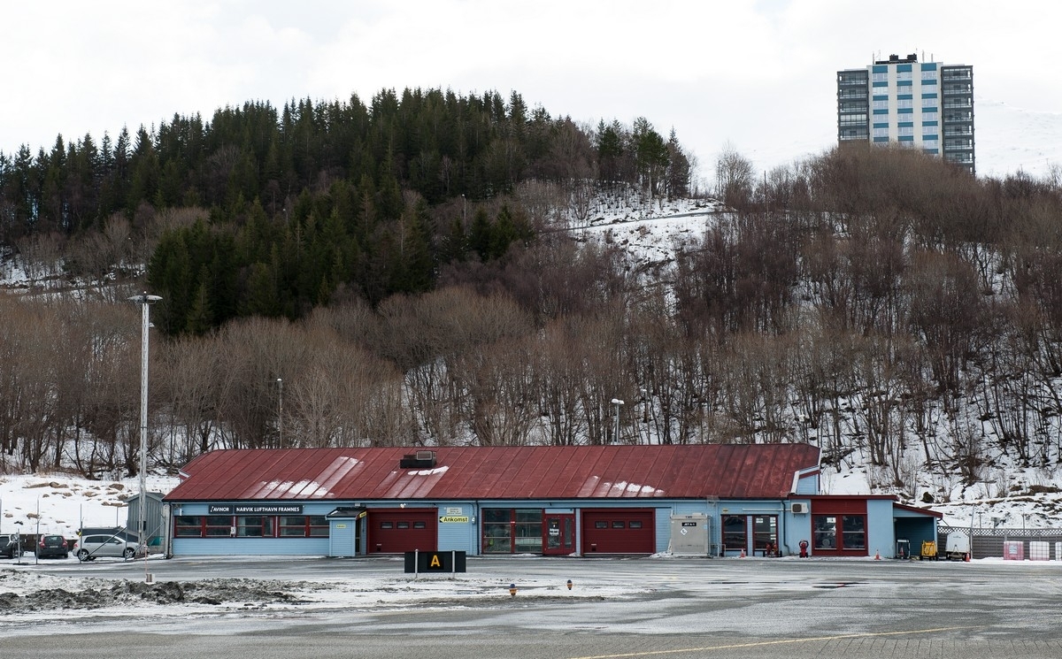 Fotografering av og i Narvik Lufthavn 14. mars 2017. Siste fly letter herfra den 31. mars 2017 og flyplassen legges ned etter dette.