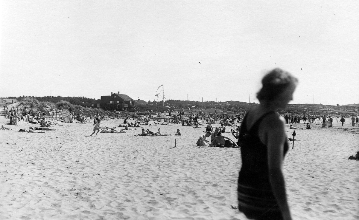 Halmstad. Söndrum, Tylösand. Livet på stranden.