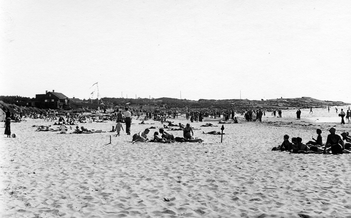 Halmstad. Söndrum, Tylösand. Livet på stranden.