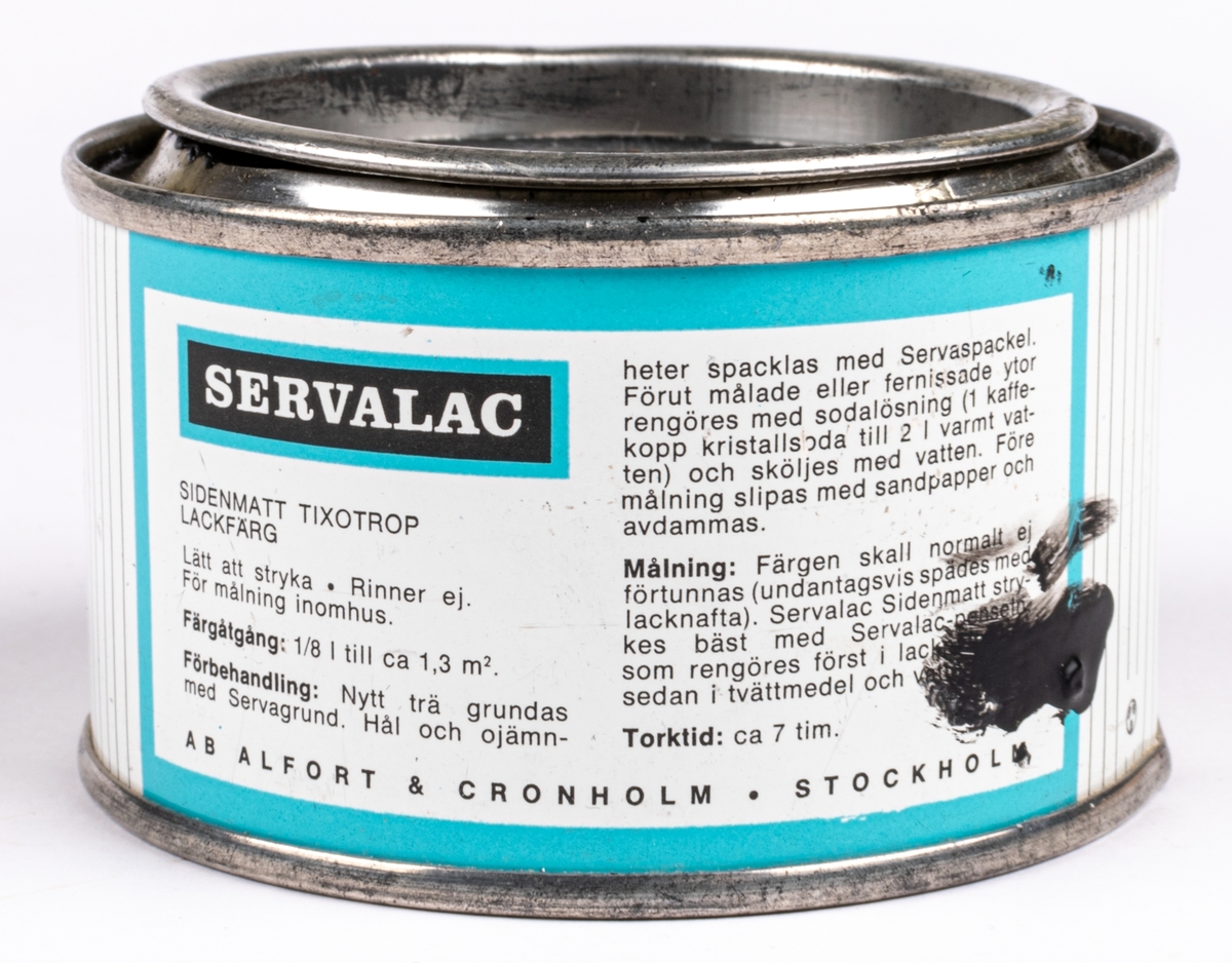 En plåtburk innehållande Servalac - Sidenmatt Trixotrop. Alcro.