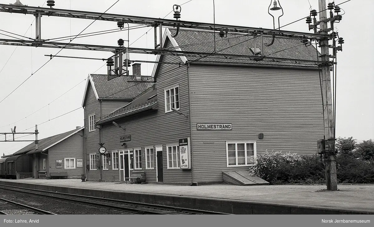 Holmestrand stasjon