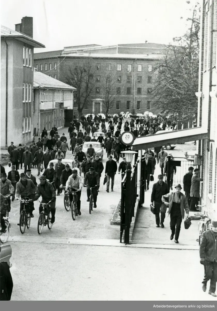 Hovedporten til Horten verft. Karljohansvern. 1960-årene