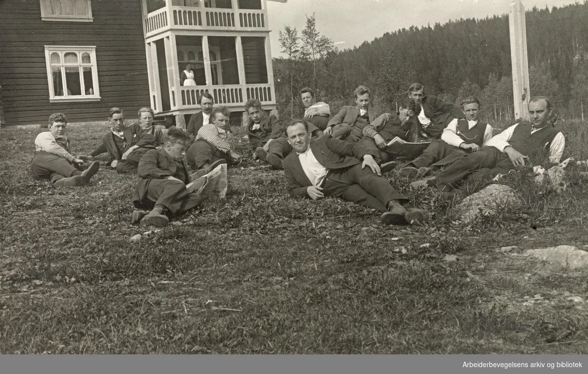 Norsk Jern og Metallarbeiderforbunds feriehjem "Viubråten" på Harestua på 1920-tallet.