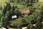 Flygfoto över fastighet i Sävsjö kommun.
