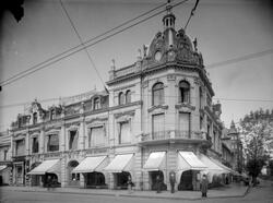 Matheson-gården, forretningsgård