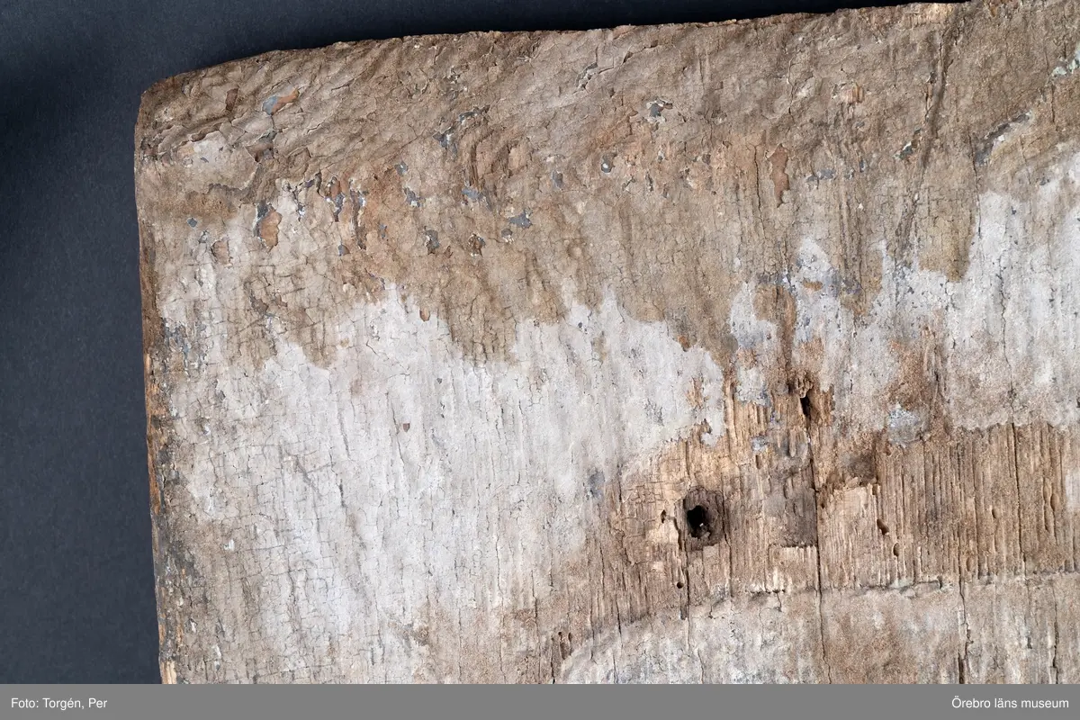 Ekbräda från Knistas äldsta kyrkport, dendrokronologiskt daterad till 1130-1199.