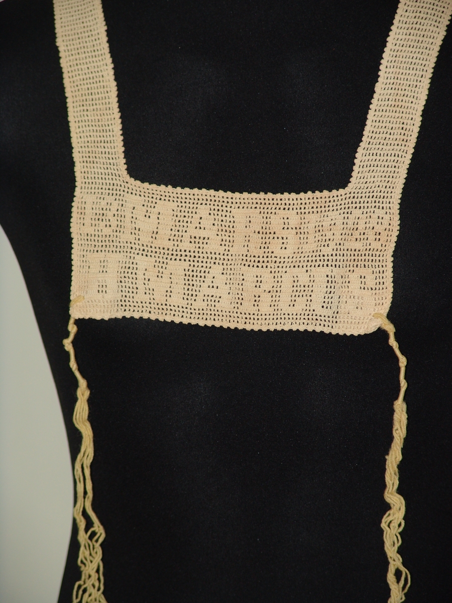 Virkad tallit katan med mönstertext: "13 mars 1928 H Marcus".