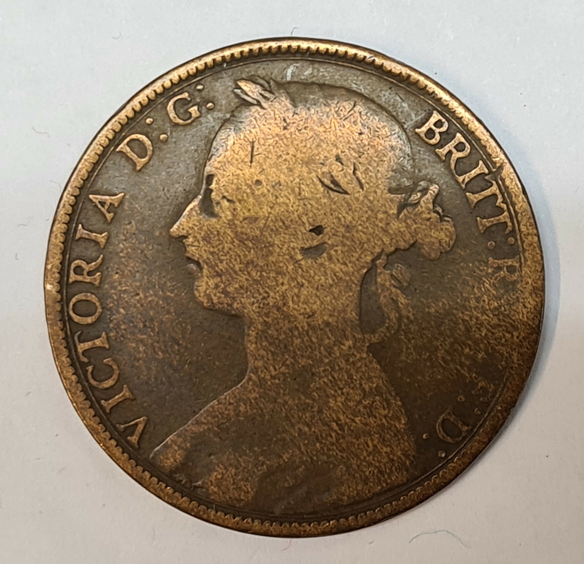 5 mynt från Storbritanien.
1 Penny, 1860
1 Penny, 1861
1 Penny, 1862
1 Penny, 1876
1 Penny, 1889