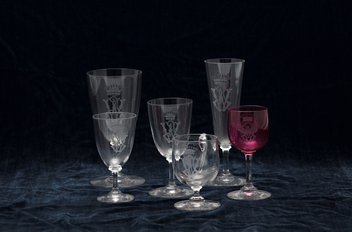 Prot.: "Glass, punch, med hank".