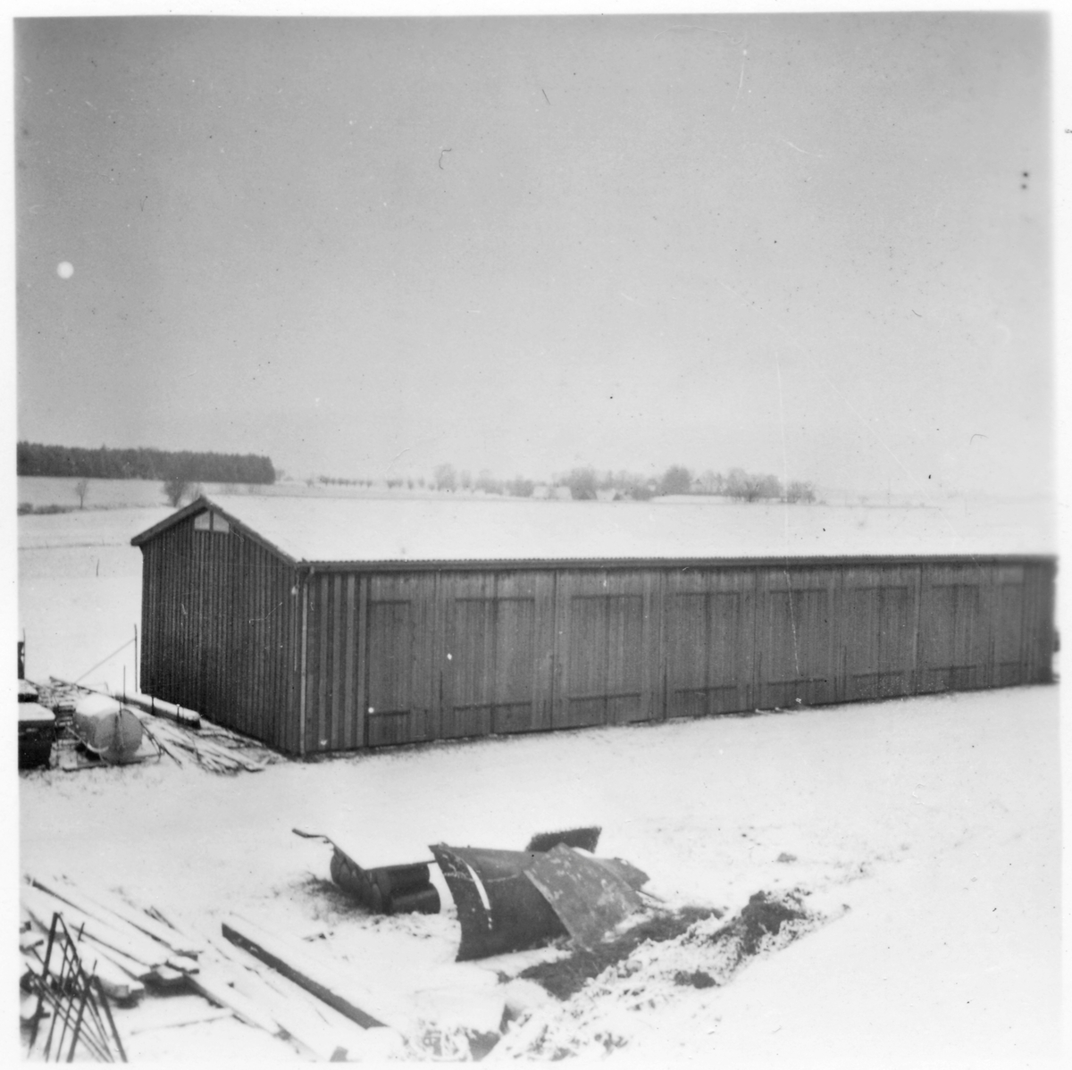 Vägstation M11, Södervidinge. Förrådsbyggnad, tillhörande Vägförvaltningen i Malmöhus län, VFM:s depåförråd.