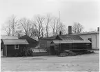 Vägstation T3, Hallsberg. Förrådsbyggnader. Upplag av diverse materiel.